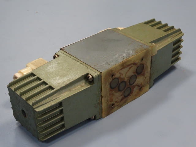 Хидравличен разпределител РХ 1001100, city of Plovdiv | Industrial Equipment - снимка 4