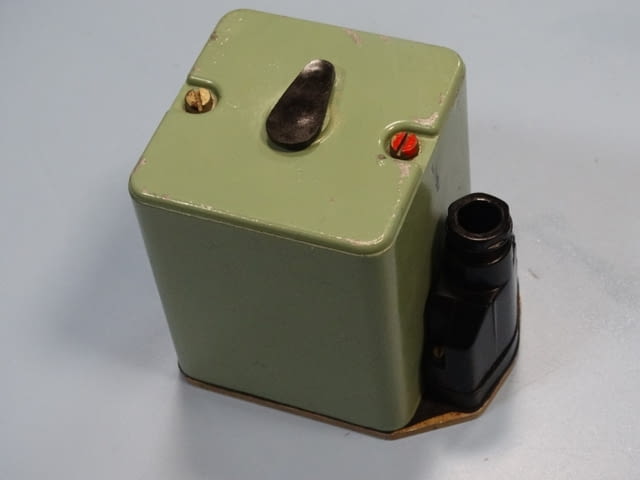 Електромагнит за преса VEB Тежка промишленост, На дребно - град Пловдив | Промишлено Оборудване - снимка 7