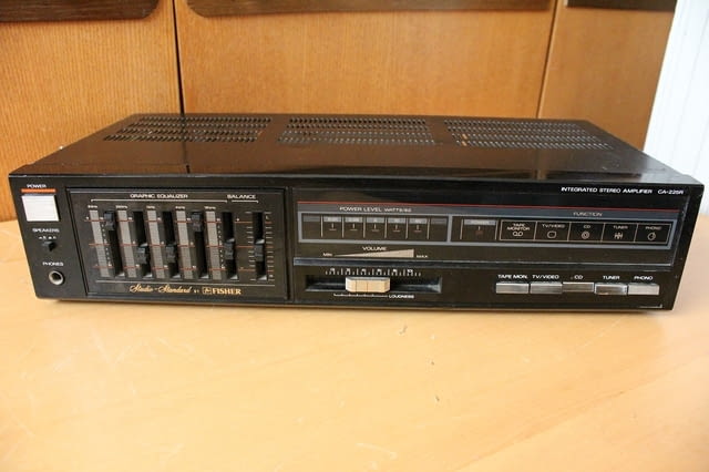 Усилвател Studio Standard BY Fisher - град Видин | Ресийвъри / Усилватели - снимка 1