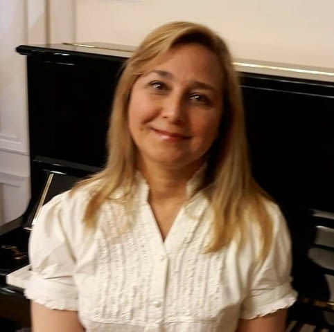 Давам уроци по пеене - city of Sofia | Music Classes