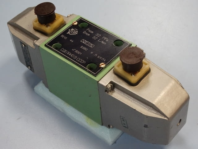 Хидравличен разпределител ВЕ 10 44 380 V, град Пловдив | Промишлено Оборудване - снимка 4