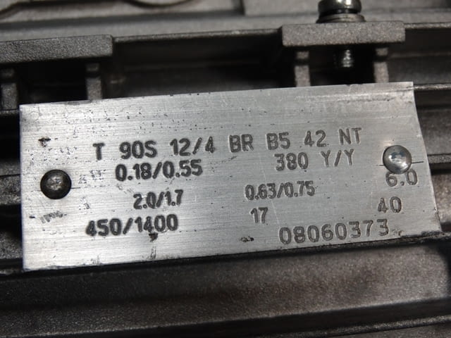 Електродвигател със спирачка T 90S 12/4 BR B5 42 NT, град Пловдив | Промишлено Оборудване - снимка 4