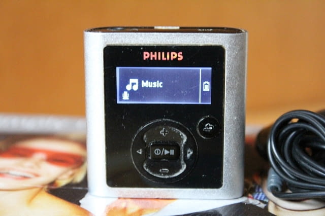 MP3 плейър Philips 4 GB - град Видин | Плейъри / Домашно Кино - снимка 1