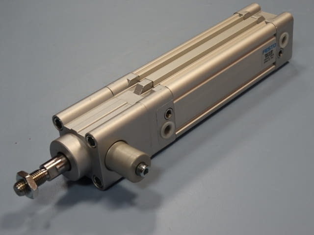 Пневматичен цилиндър Festo DNC-32-80-PPV-AKP, град Пловдив | Промишлено Оборудване - снимка 1