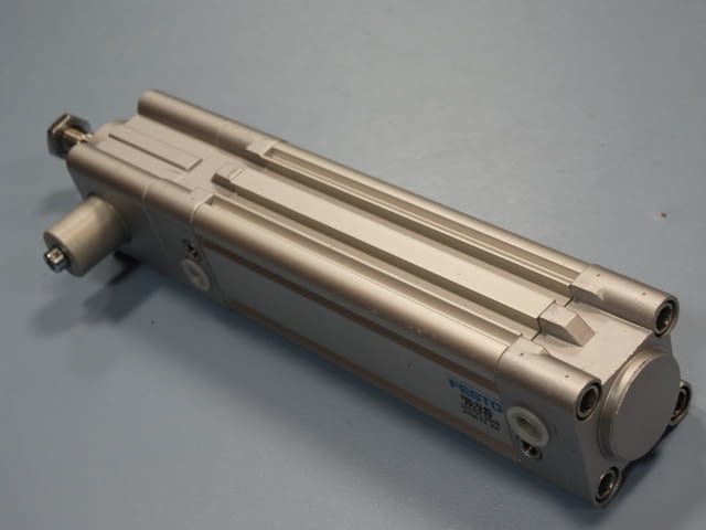 Пневматичен цилиндър Festo DNC-32-80-PPV-AKP, град Пловдив | Промишлено Оборудване - снимка 3