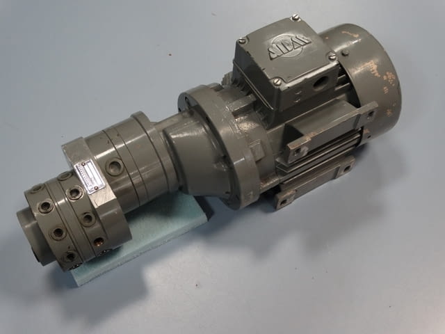 Смазочен аргерат Willy Vogel ZM 2201 Машиностроене, На дребно - град Пловдив | Промишлено Оборудване - снимка 5