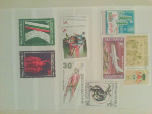 Продавам колекция български и чужди марки в класьори, city of Burgas | Philately - снимка 10