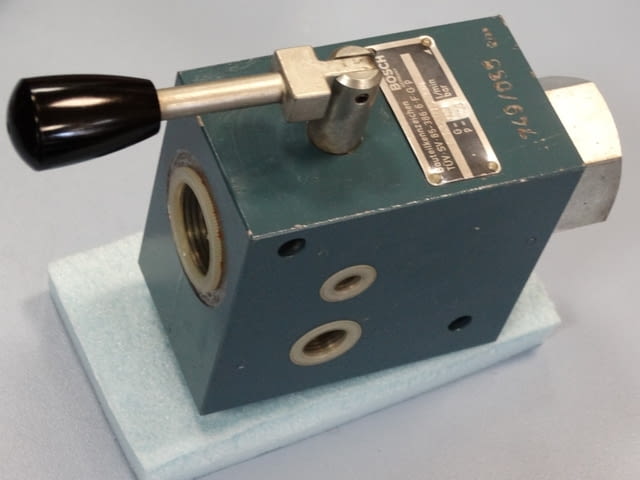 Хидравличен кран BOSCH Тежка промишленост, На дребно - град Пловдив | Промишлено Оборудване - снимка 3