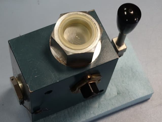 Хидравличен кран BOSCH Тежка промишленост, На дребно - град Пловдив | Промишлено Оборудване - снимка 6