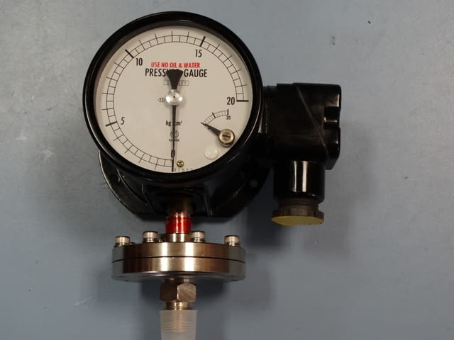 Ел. контактен манометър Лека промишленост, На дребно - град Пловдив | Промишлено Оборудване - снимка 2