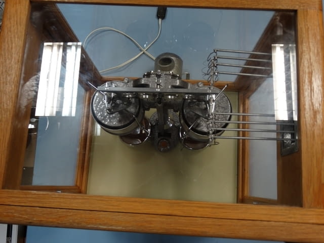 Аналитична везна ретро Химическа промишленост, На дребно - град Пловдив | Промишлено Оборудване - снимка 3