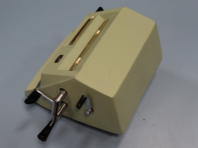 Сметачна машина KR 13 - city of Plovdiv | Antiques - снимка 3