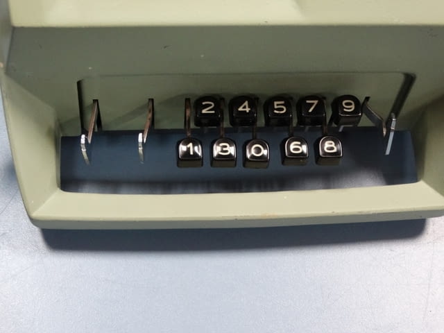 Сметачна машина KR 13 - city of Plovdiv | Antiques - снимка 4