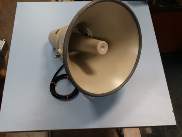 Рупорен високоговорител IWATSU Отбранителна промишленост, На дребно - град Пловдив | Промишлено Оборудване - снимка 1