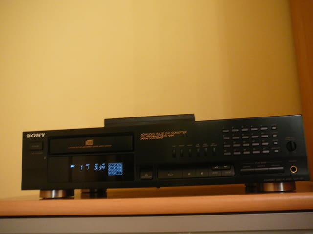 Sony cdp-561 - град Пазарджик | Ресийвъри / Усилватели - снимка 4