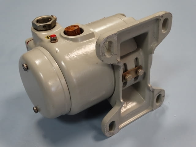 Тахогенератор VEB 1621.3 Енергетика, На дребно - град Пловдив | Промишлено Оборудване - снимка 6