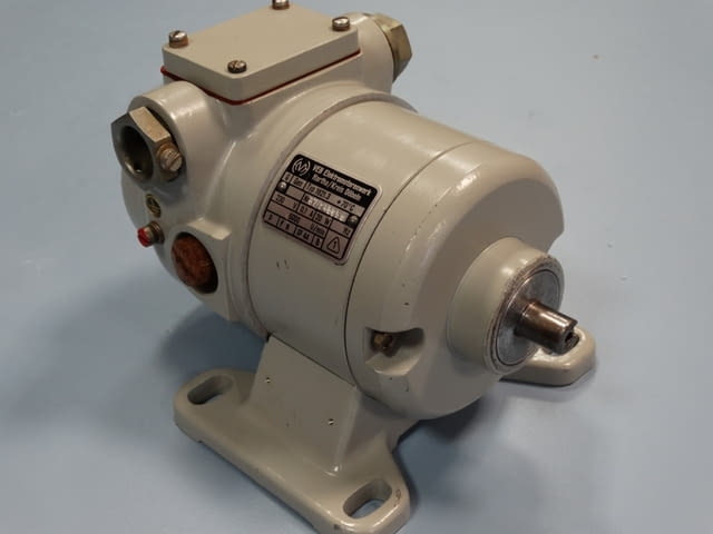 Тахогенератор VEB 1621.3 Енергетика, На дребно - град Пловдив | Промишлено Оборудване - снимка 7