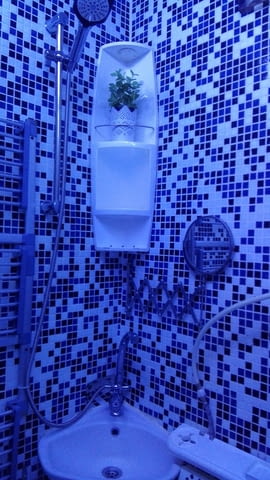 Нощувки в центъра на София Интернет, Кабелна, Обзаведено, Телевизор, Централна част, До автобусна спирка, До заведение, До метро, До парк, До училище, До хранителен магазин - град София | Квартири / Нощувки - снимка 4