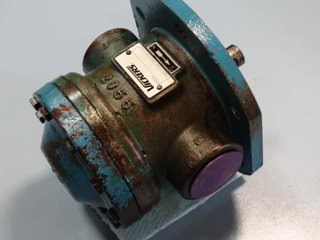 Хидравлична помпа Vickers V135 U 20LH Тежка промишленост, На дребно - град Пловдив | Промишлено Оборудване - снимка 5