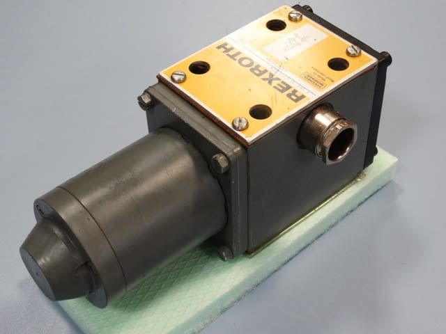 Хидравличен разпределител Rexroth 4WE-10, град Пловдив | Промишлено Оборудване - снимка 5