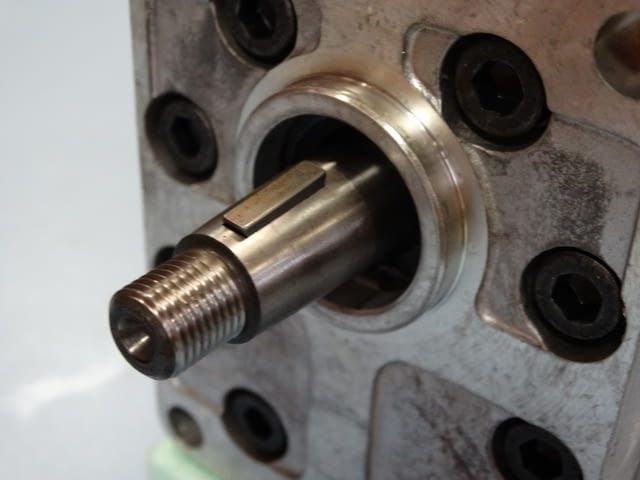 Хидравлична помпа SAUER SUNDSTRAND Тежка промишленост, На дребно - град Пловдив | Промишлено Оборудване - снимка 4