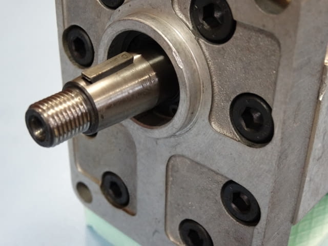 Хидравлична помпа сдвоена SAUER SUNDSTRAND, град Пловдив | Промишлено Оборудване - снимка 3