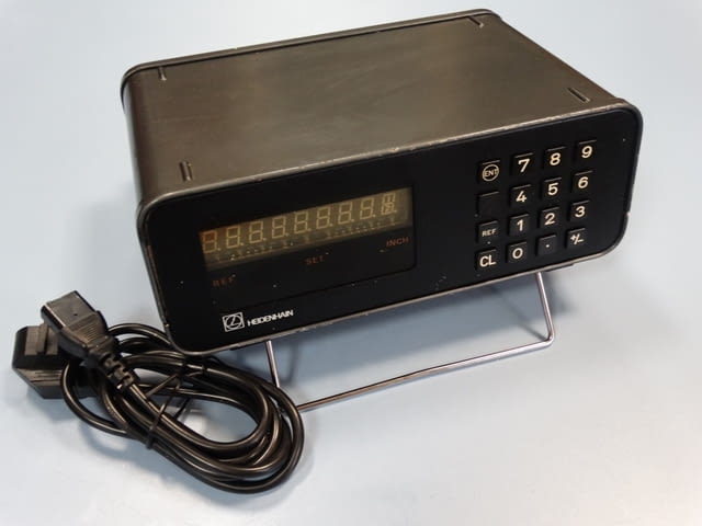 Цифрова индикация HEIDENHAIN VRZ 401 Машиностроене, На дребно - град Пловдив | Промишлено Оборудване - снимка 1