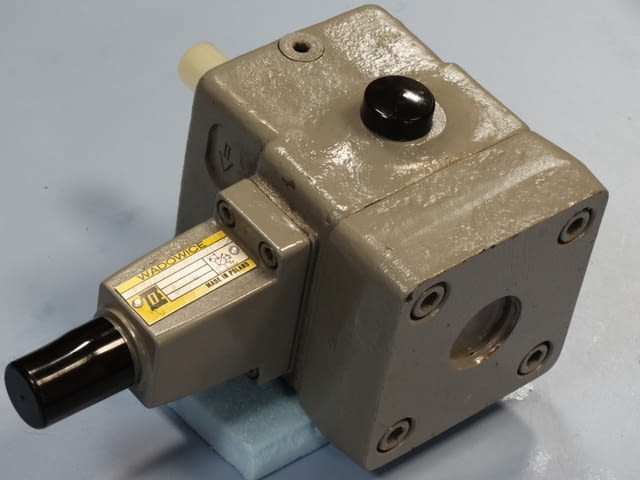 Хидравлична помпа WADOWICE PW6W3-30/25R8MC83A, град Пловдив | Промишлено Оборудване - снимка 2