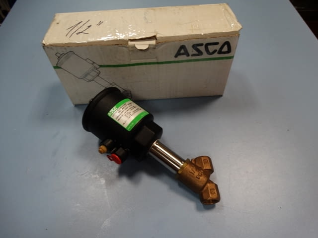 Ъглов магнет-вентил ASCO G1/2" Лека промишленост, На дребно - град Пловдив | Промишлено Оборудване - снимка 1