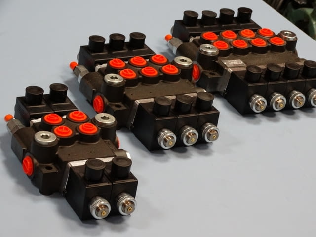 Ръчен хидравличен разпределител 40L и 80L, град Пловдив | Промишлено Оборудване - снимка 12