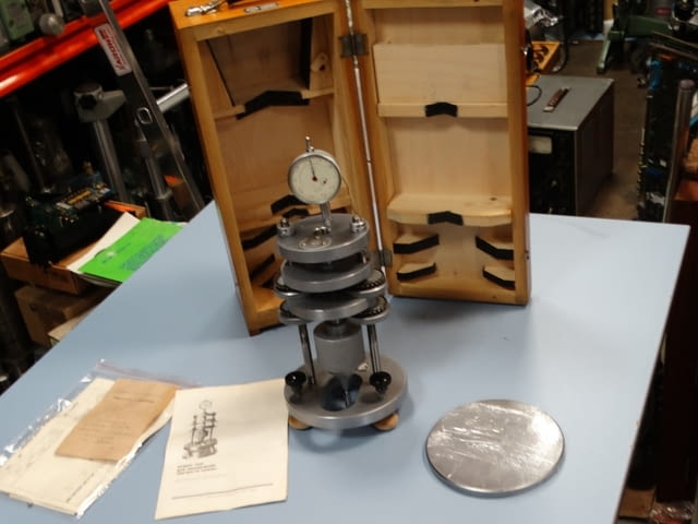 Твърдомер за гумени изделия ТШР Лека промишленост, На дребно - град Пловдив | Промишлено Оборудване - снимка 1