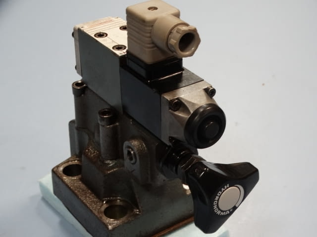 Хидравличен блок с клапан Rexroth Тежка промишленост, На дребно - град Пловдив | Промишлено Оборудване - снимка 2