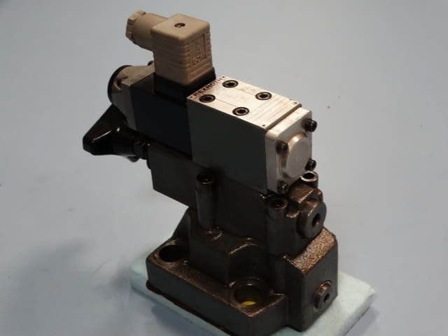 Хидравличен блок с клапан Rexroth Тежка промишленост, На дребно - град Пловдив | Промишлено Оборудване - снимка 4