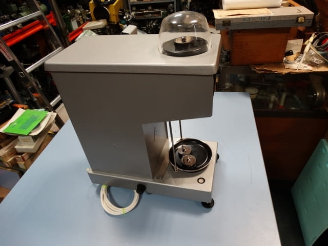 Лабораторна аналитична везна LB-802 Химическа промишленост, На дребно - град Пловдив | Промишлено Оборудване - снимка 1