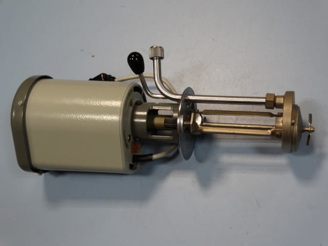 Лабораторна помпа VEB TYP-3217 Химическа промишленост, На дребно - град Пловдив | Промишлено Оборудване - снимка 2