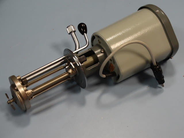 Лабораторна помпа VEB TYP-3217 Химическа промишленост, На дребно - град Пловдив | Промишлено Оборудване - снимка 5