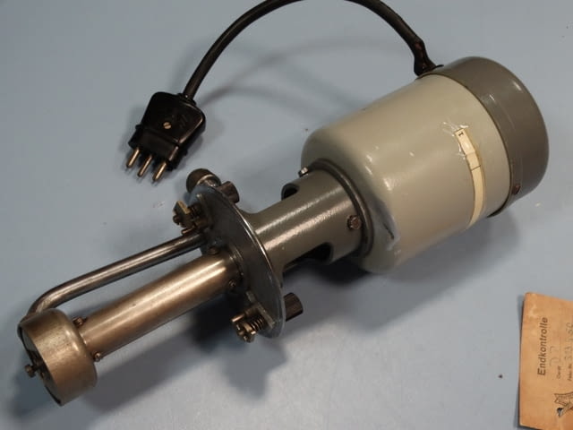 Помпа лабораторна VEB TYP 313-0-50 Химическа промишленост, На дребно - град Пловдив | Промишлено Оборудване - снимка 7