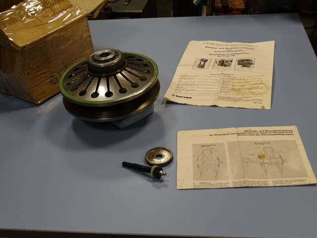 Вариаторна шайба LENZE 11.12.18 Ø185 Машиностроене, На дребно - град Пловдив | Промишлено Оборудване - снимка 1