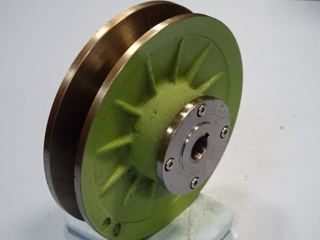 Вариаторна шайба LENZE 11.12.18 Ø185 Машиностроене, На дребно - град Пловдив | Промишлено Оборудване - снимка 4