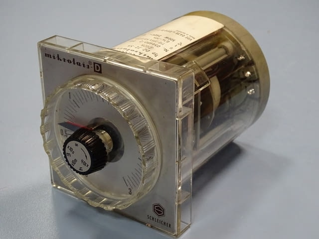 Реле време SCHLEICHER DZ 72 Лека промишленост, На дребно - град Пловдив | Промишлено Оборудване - снимка 1