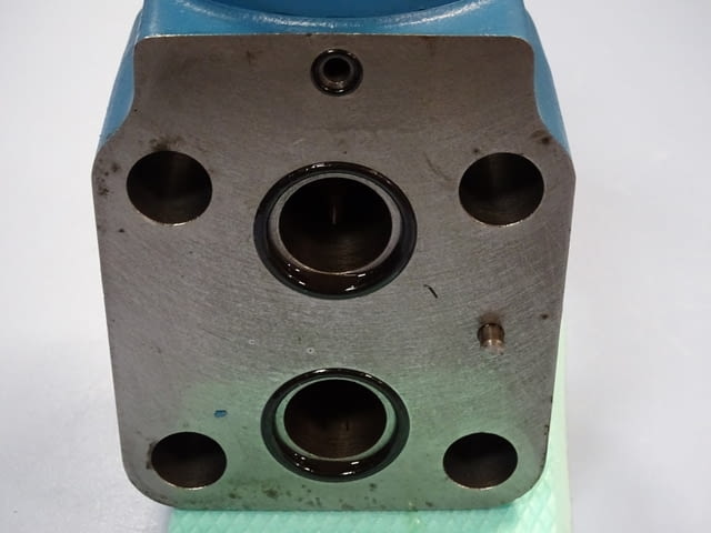 Вентил хидравличен Vickers ECG 10 BV 10TG, city of Plovdiv | Industrial Equipment - снимка 7