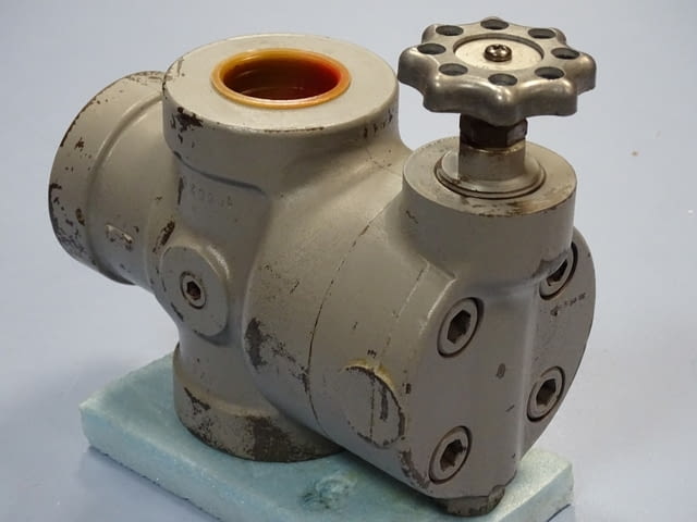 Вентил хидравличен Vickers CT 10 FV 10 ENB, град Пловдив | Промишлено Оборудване - снимка 7