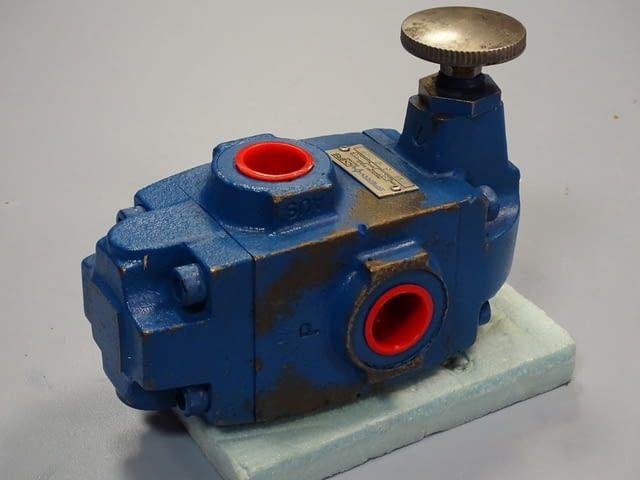 Хидравличен вентил Vickers XT 06 3F 23UB, град Пловдив | Промишлено Оборудване - снимка 2