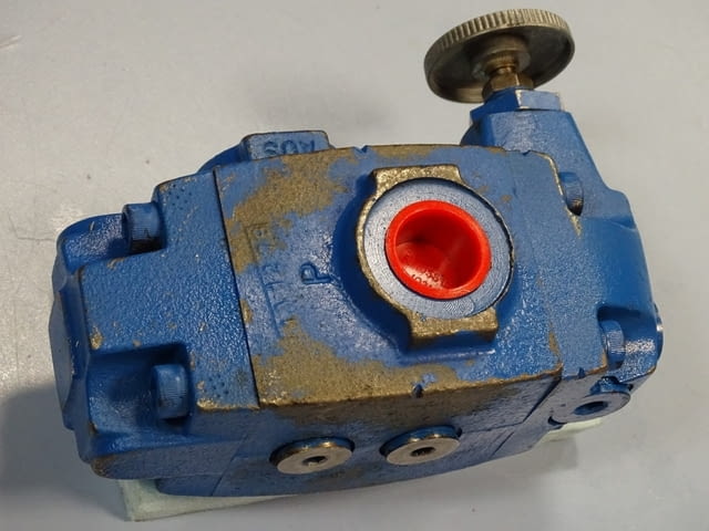 Хидравличен вентил Vickers XT 06 3F 23UB, град Пловдив | Промишлено Оборудване - снимка 7