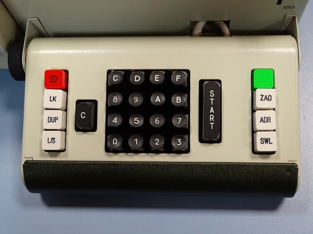 Програматор VEB ROBOTRON 1702A - град Пловдив | Машини / Съоръжения - снимка 4