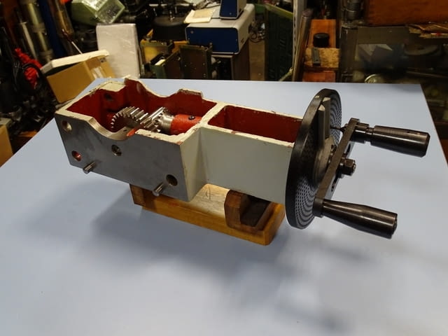 Приспособление делително за фреза TOS Машиностроене, На дребно - град Пловдив | Промишлено Оборудване - снимка 5