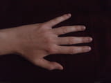 Задоволявам жени с ръцете и дългите си пръсти!
