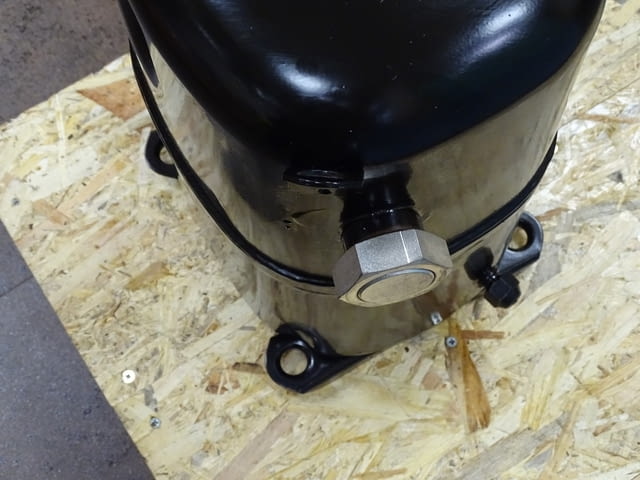 Хладилен компресор Maneurop 310559 Химическа промишленост, На дребно - град Пловдив | Промишлено Оборудване - снимка 4