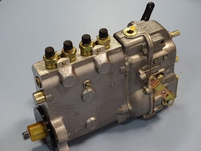 Горивонагнетателна помпа BOSCH PES 4A800410/3RS2523, град Пловдив | Специализирана Техника - снимка 2