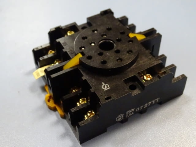 Усилвател за фотодатчик OMRON OPE-VX - град Пловдив | Промишлено Оборудване - снимка 5